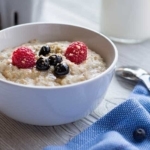 Close up of Instant Oatmeal in bowl with berries